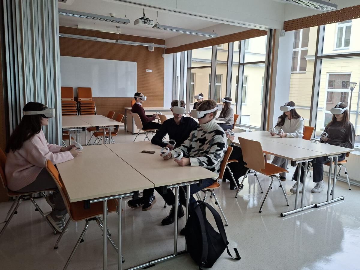 Warsztaty VR w Pracowni VR/AI